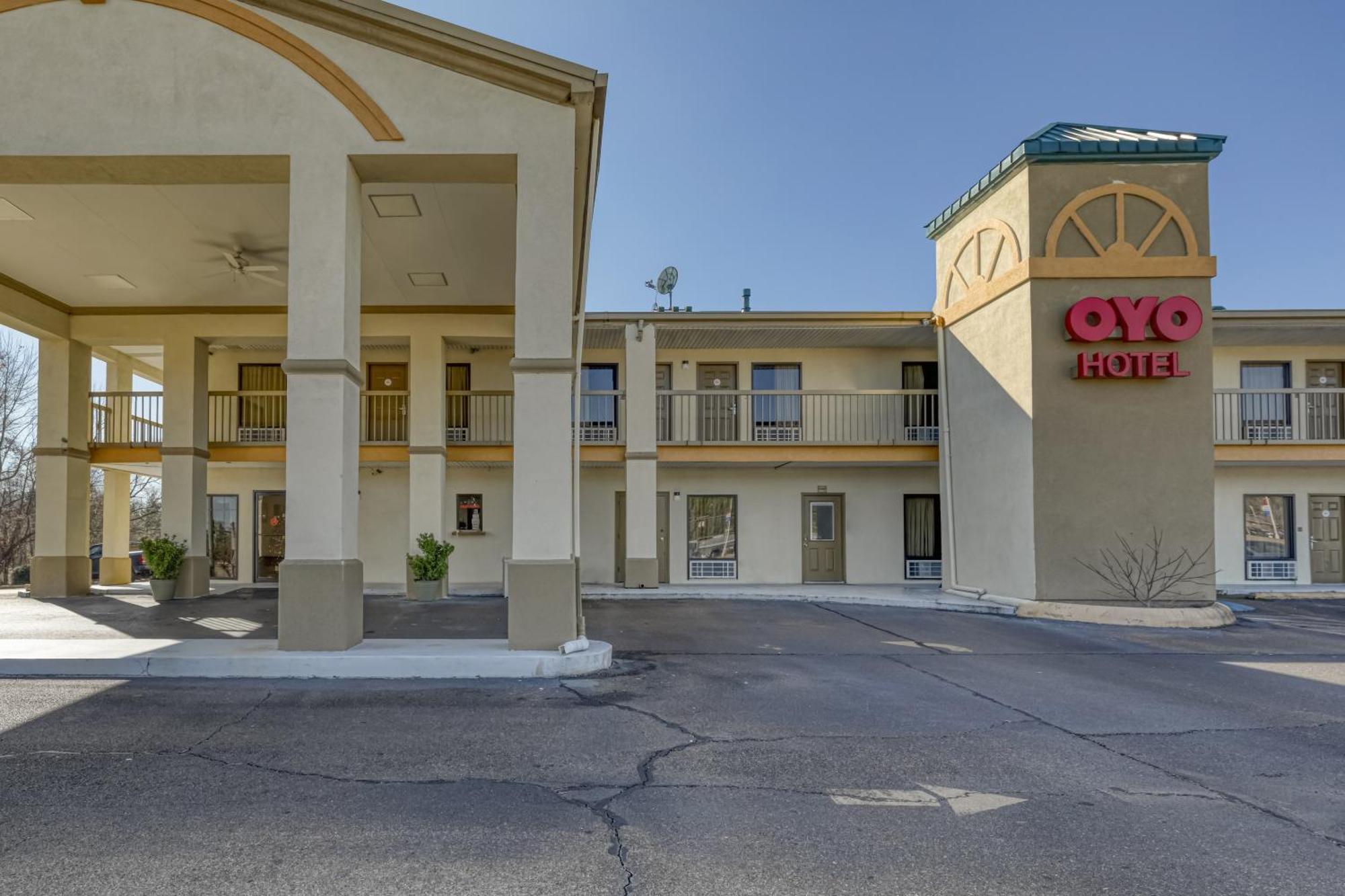 Oyo Hotel Grenada West Eksteriør billede