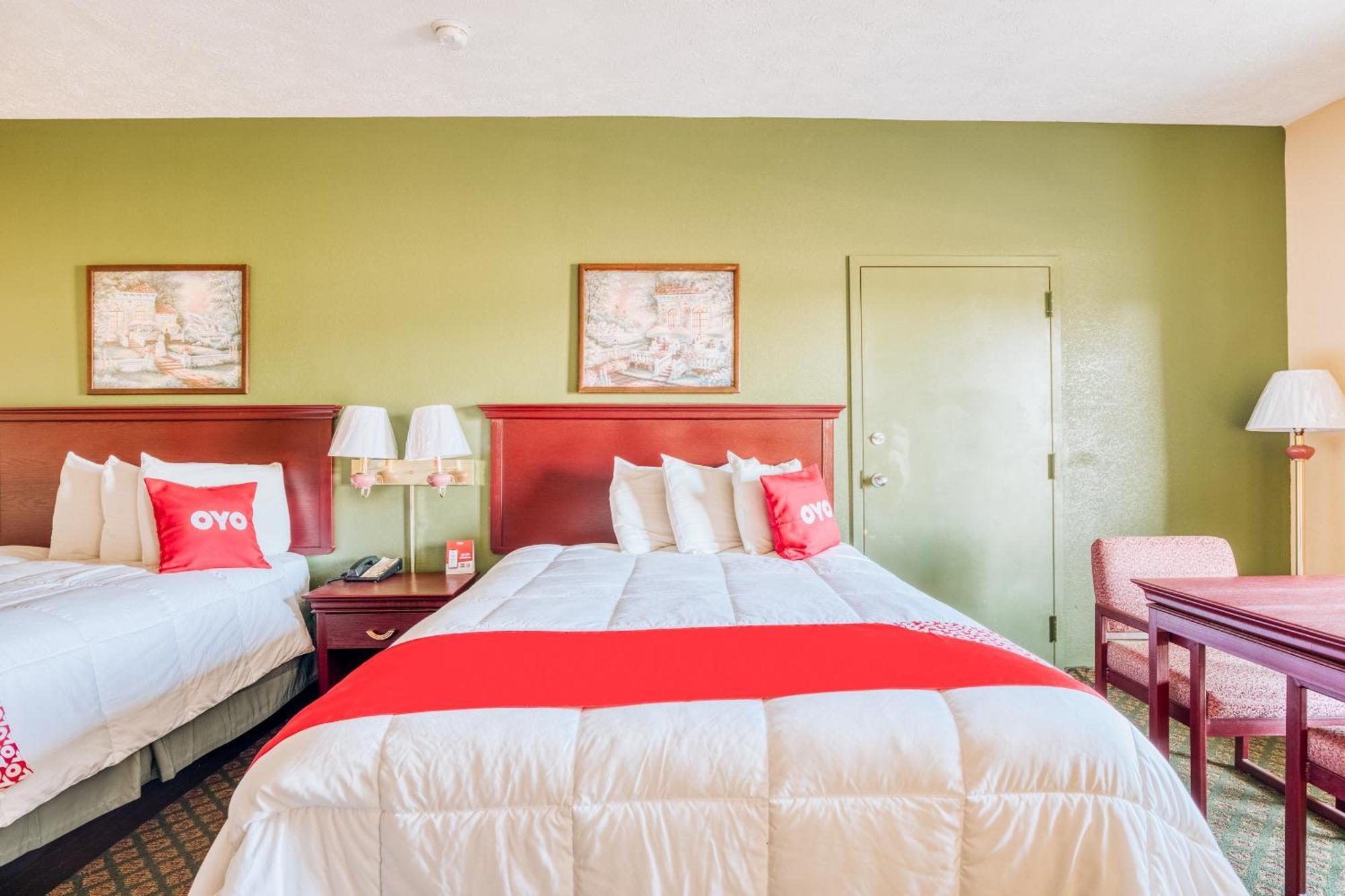 Oyo Hotel Grenada West Eksteriør billede