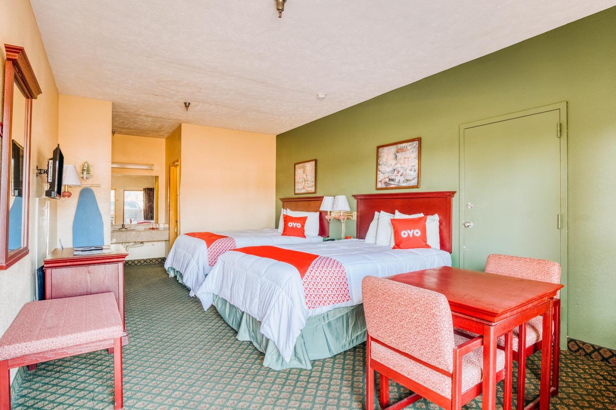 Oyo Hotel Grenada West Eksteriør billede