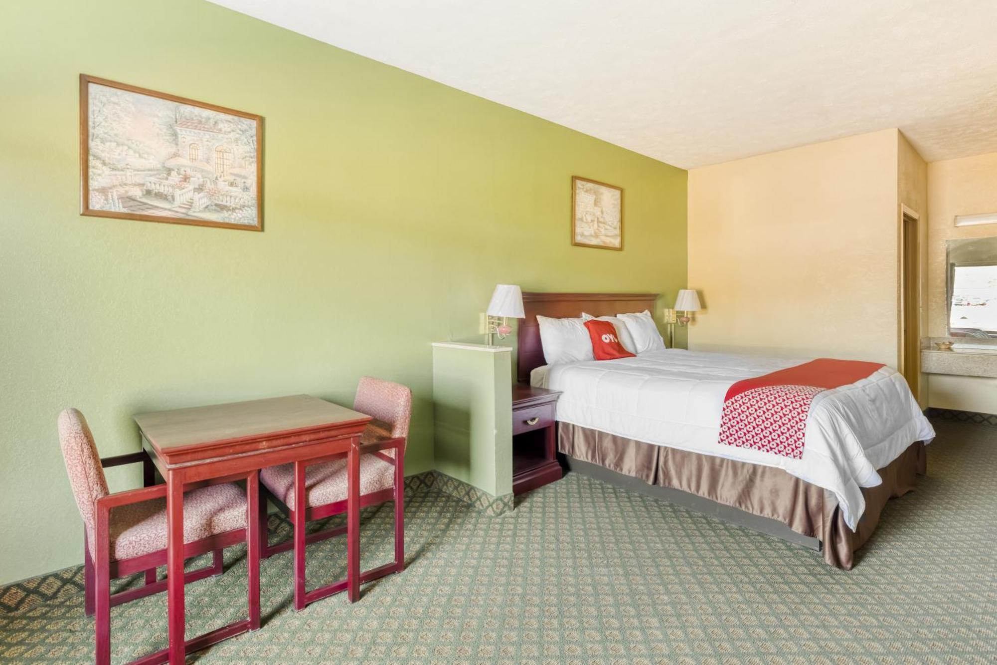 Oyo Hotel Grenada West Eksteriør billede