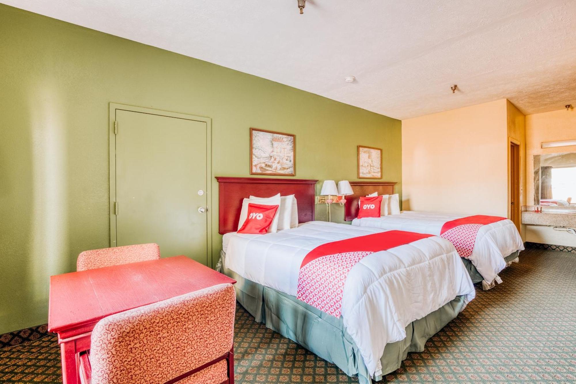 Oyo Hotel Grenada West Eksteriør billede